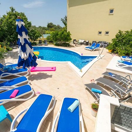 טרוגיר Apartments Petra מראה חיצוני תמונה