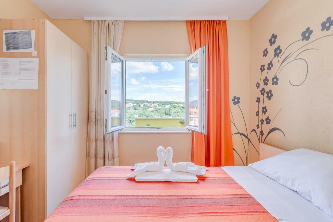 טרוגיר Apartments Petra מראה חיצוני תמונה